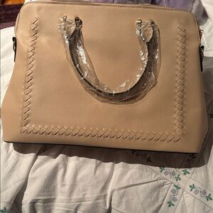 Brand new and never used Elegant Tan Handbag